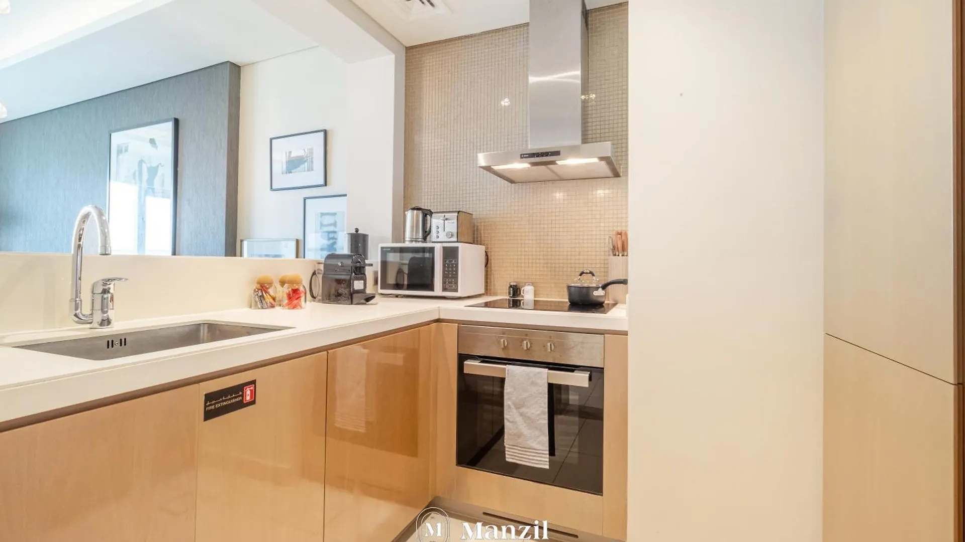 Luxury 1Br Apartment In Paramount Top-Floor Retreat 두바이