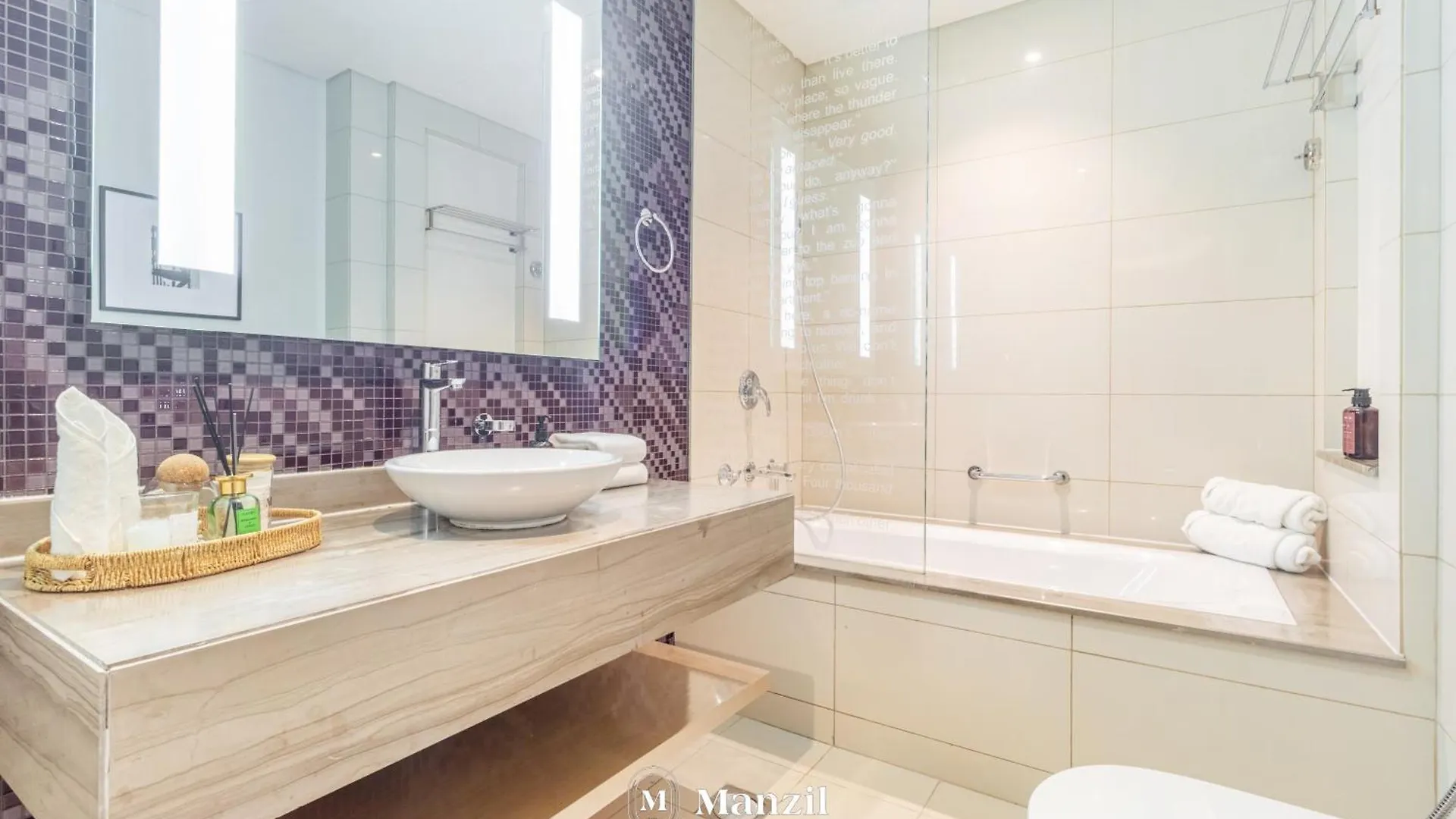Luxury 1Br Apartment In Paramount Top-Floor Retreat 두바이